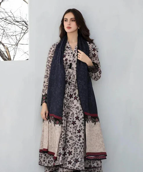 3PC LAWN PRINTED SHIRT WITH LAWN PRINTED DUAPTTA AND TROUSER-4002 - Image 4