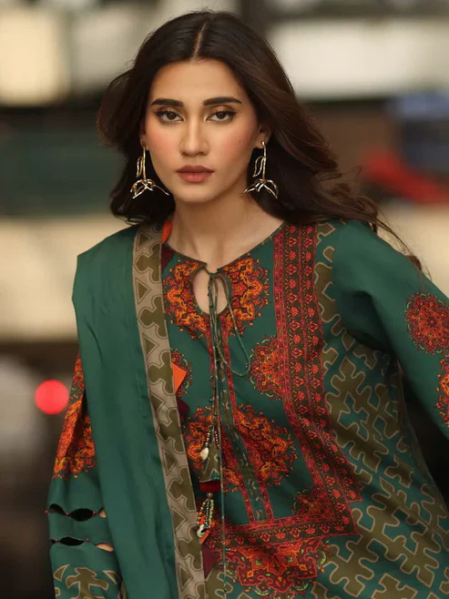 3PC LAWN PRINTED SHIRT WITH VOILE PRINTED DUAPTTA-4006 - Image 4